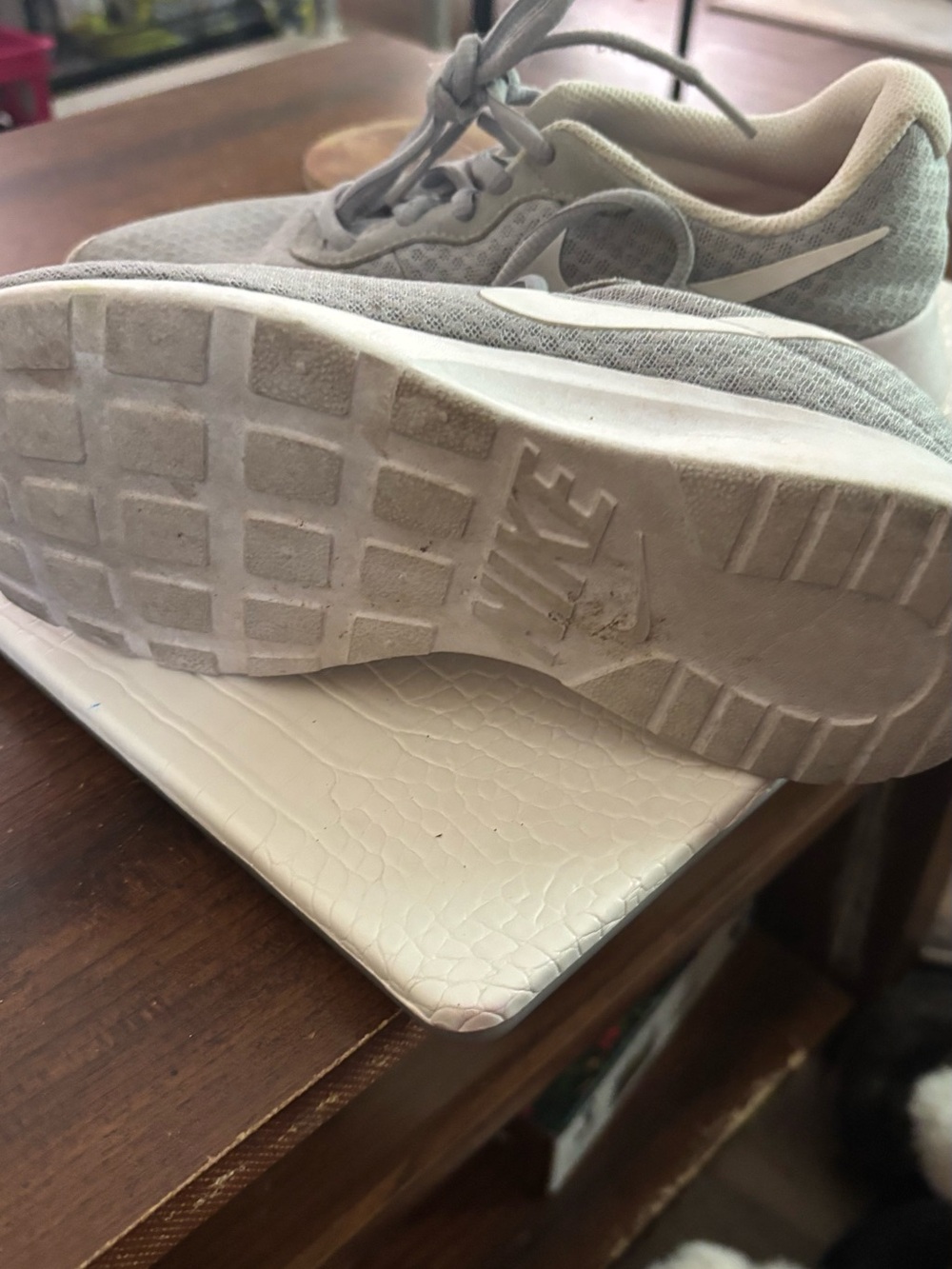 Nike Women's Light Gray and White Athletic Sneakers